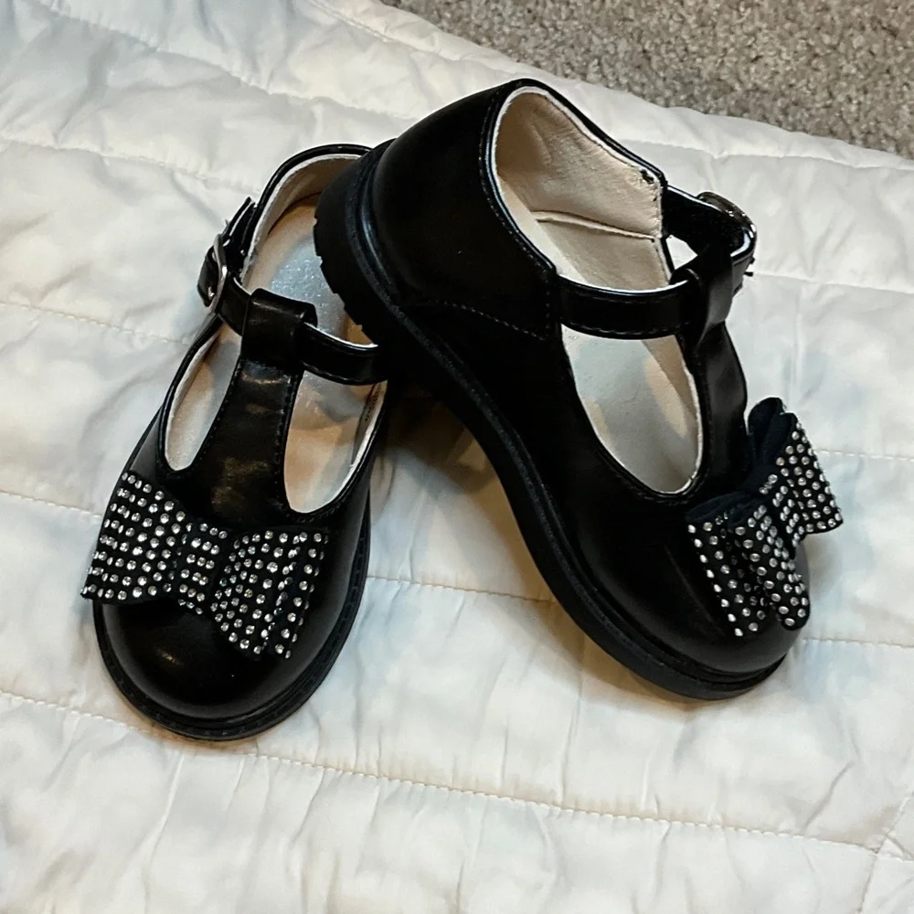 Vince Camuto Black Kids Dress Shoes with Bow